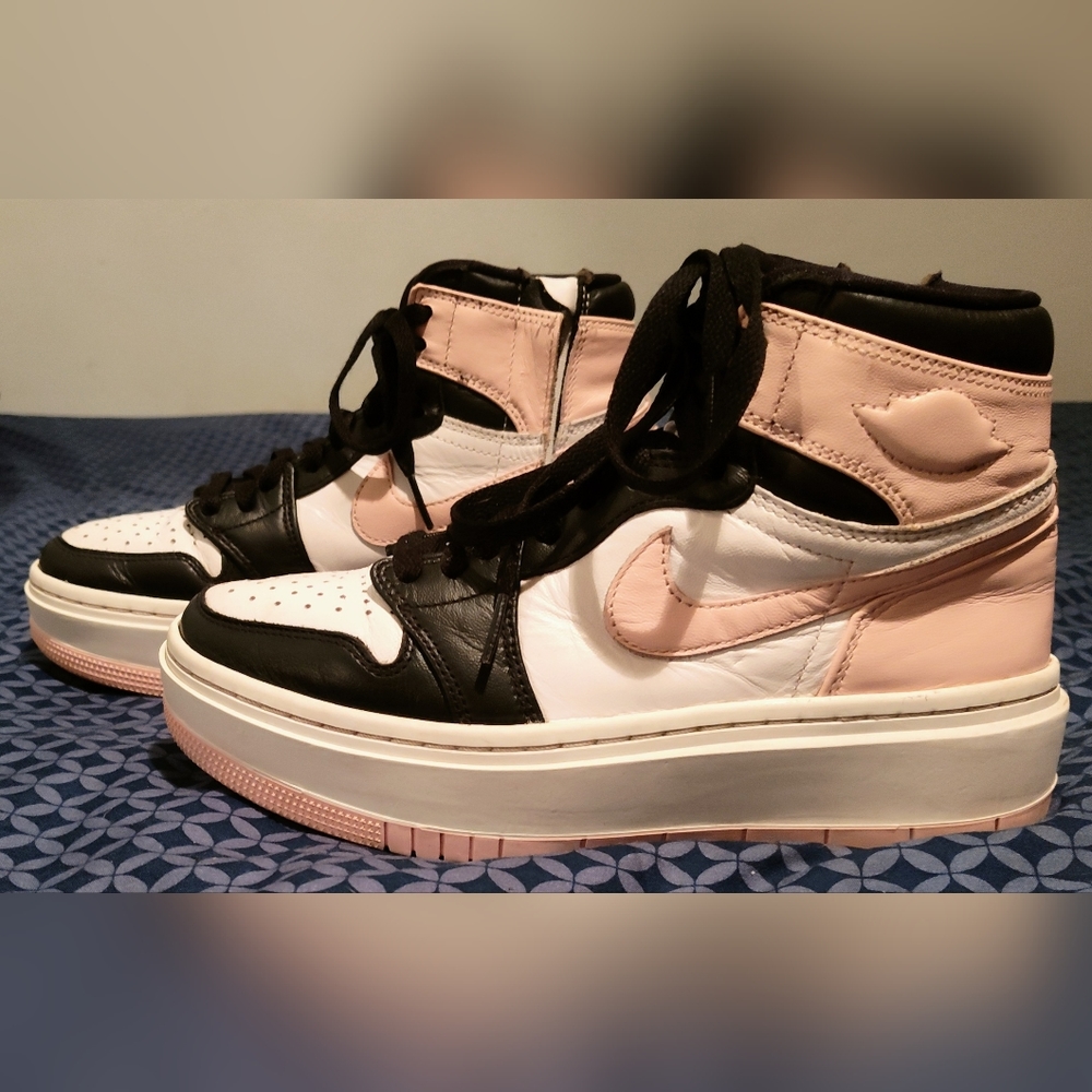 Size 7 Nike Jordan Elevate Pink Black & White